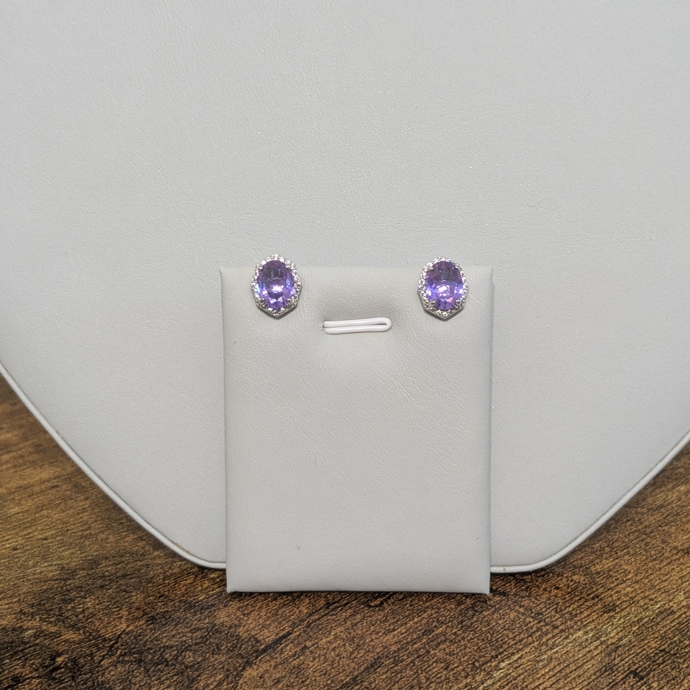 Elegant Purple Stud Earrings